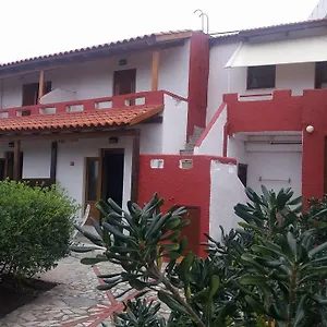 Antikristo Appartement Karteros